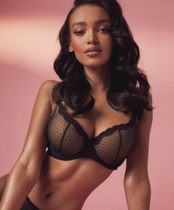 Встретимся в Москве? Я предлагаю широкий спектр услуг, чтобы сделать наше время вместе незабываемым. Возможны разные варианты: от уютного вечера в ресторане с дальнейшей интимной встречей до страстной ночи в отеле. Я гарантирую полную конфиденциальность и чистоплотность. У меня есть отличные отзывы от довольных клиентов. Мои фото подтверждают мою красоту и соблазнительность. Жду встречи с тобой! ❤️💋🌹 2584, 25 лет